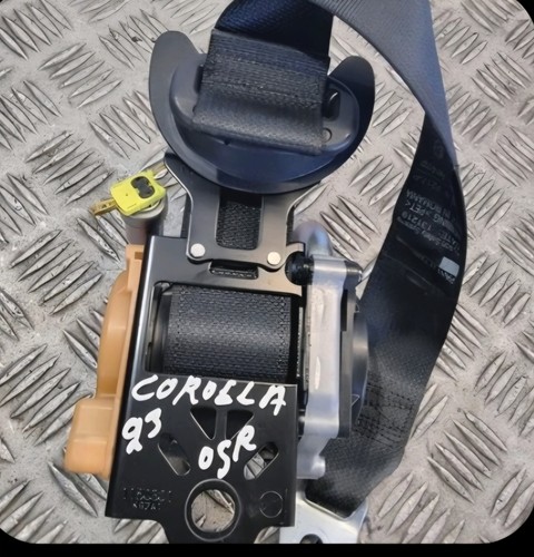 Toyota corolla seat belt - toyota,