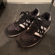 adidas Black/White Sneakers
