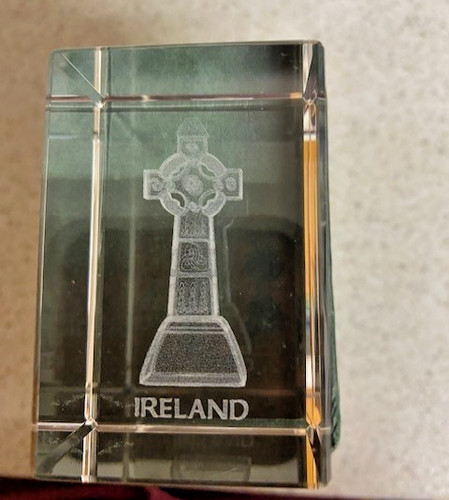 Irish shamrock crystal - *shamrock, crystal*