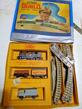 HORNBY DUBLO G16 TANK GOODS SET