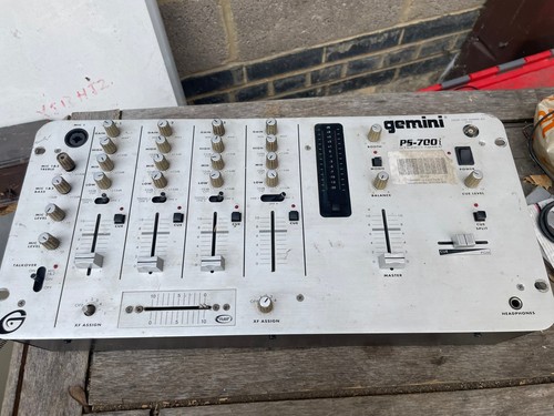 Gemini 700i stereo - stereo, dj