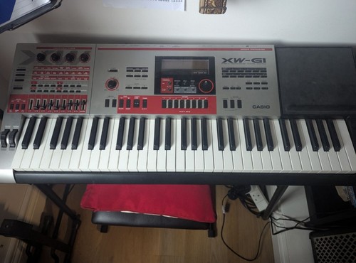 Casio piano keyboard - xw-g1,