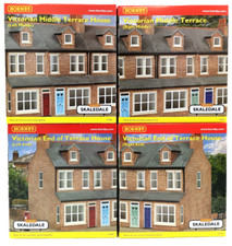 Hornby 4 x Victorian Terrace