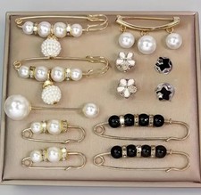 12pcs Mix Pearl Brooch Pins