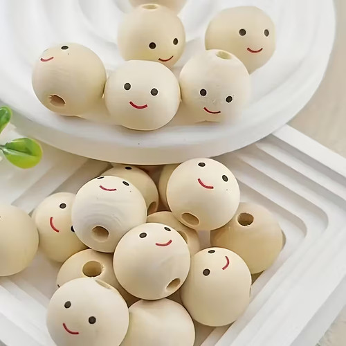 Wooden doll head beads - x,