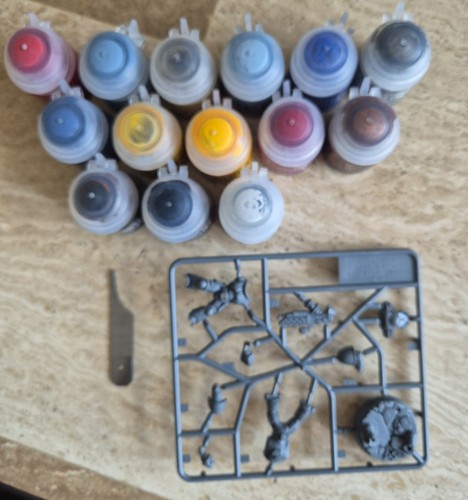 Citadel paints few used - 14,