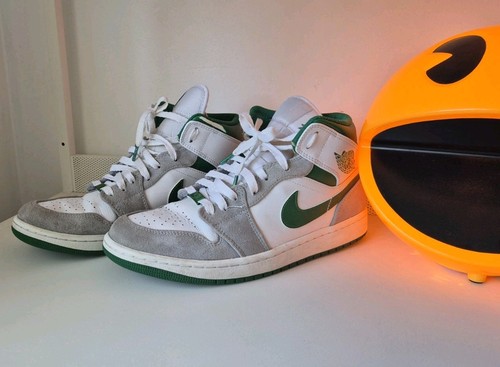 Jordan air mid - air,
