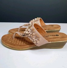 Pavers Slip-on Beige Gold