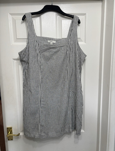 Black white striped - black,