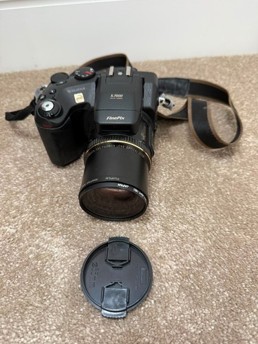 Fujifilm finepix s7000 - fujifilm,