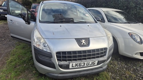 Peugeot 3008 hdi 115ps - peugeot,