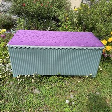 Vintage Lloyd Loom Lusty