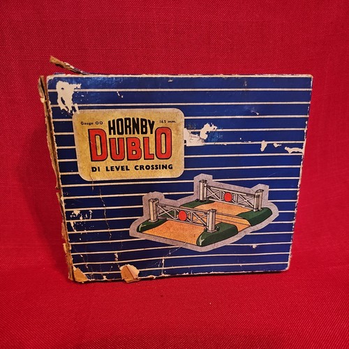 Hornby dublo level crossing - dublo,