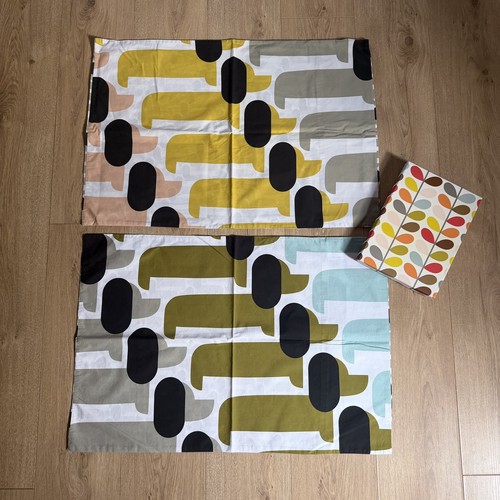 Orla kiely dog - show, pair