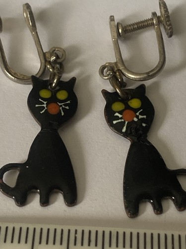 Unusual 1960s black - 1960s,