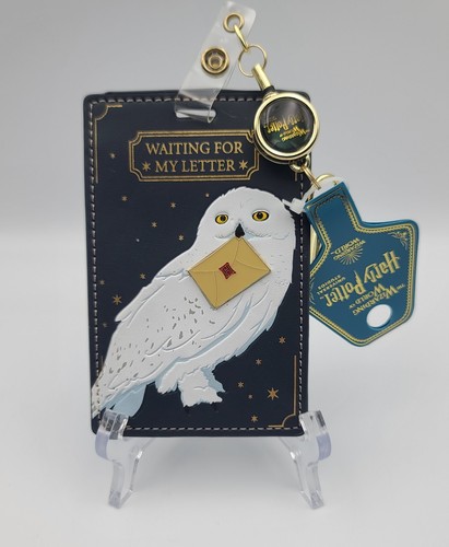 Owl retractable badge - i.d,