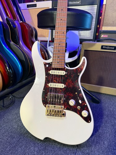 Vola guitars jrm julien - vola,