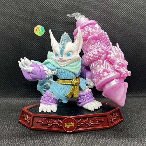 Hard boiled flare wolf figure - wolf,