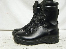 Genuine British Army Royal Marines ECW Military Goretex Combat Boots Size 9 L 43