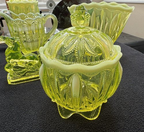 Cute fenton cactus pattern - cute!,