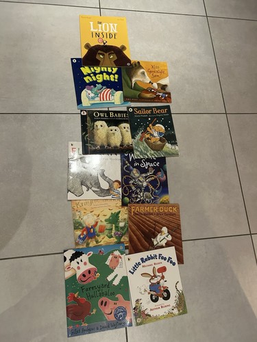 Children books bundle - 11,
