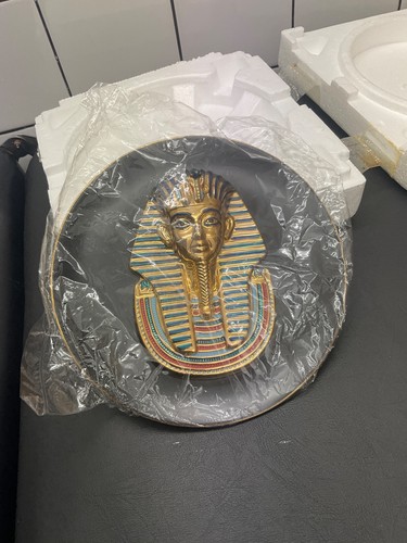 The golden mask - golden,