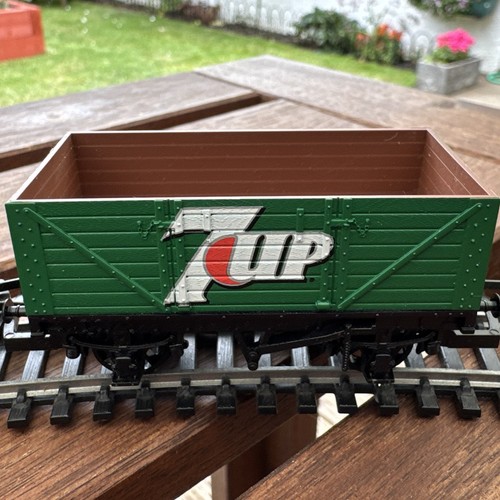 Hornby r1015 7up plank wagon - r1015,