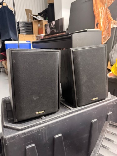 Vintage bookshelf speakers - vintage,