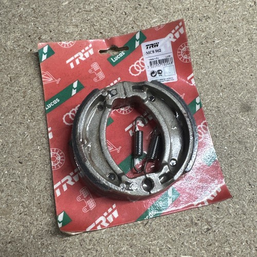 Trw brake shoes inc springs - shoes,