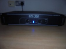 Skytec SPL Series 300 Amplifier