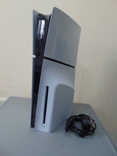 Playstation slim console - 5,