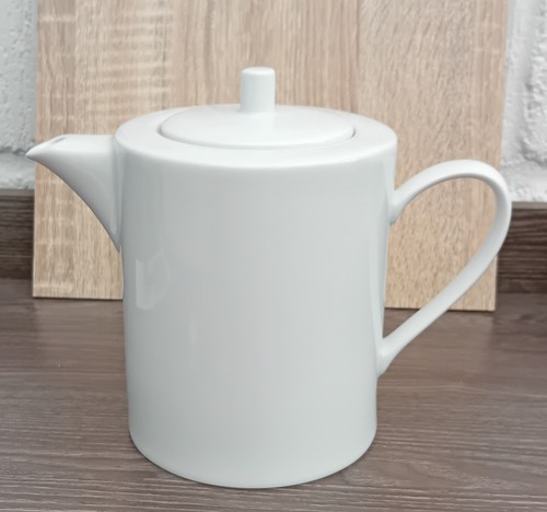 Large glossy white teapot - glossy,