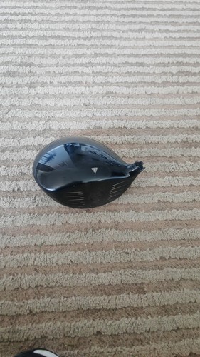 Titleist ts4 driver head - 9.5,