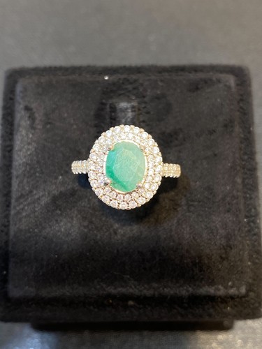 Natural emerald 9x7 whitecz - ,