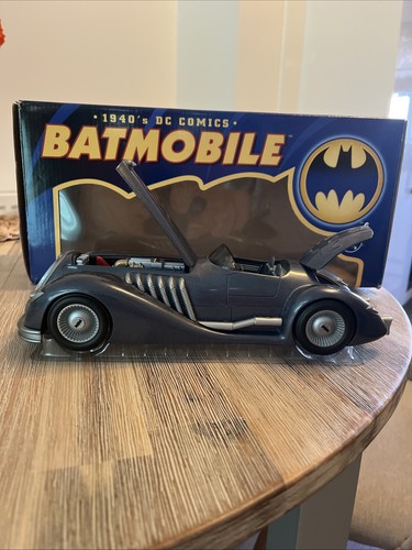 Corgi scale batman 1940s - 1:18,