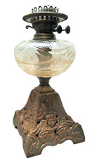 Oil Lamp Edwardian 1903 antique cupid Z