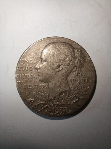 Queen victoria diamond - victoria, jubilee