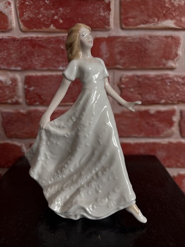 Elegant vintage royal doulton - vintage,