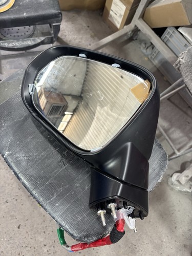Lexus passenger wing mirror - passenger,