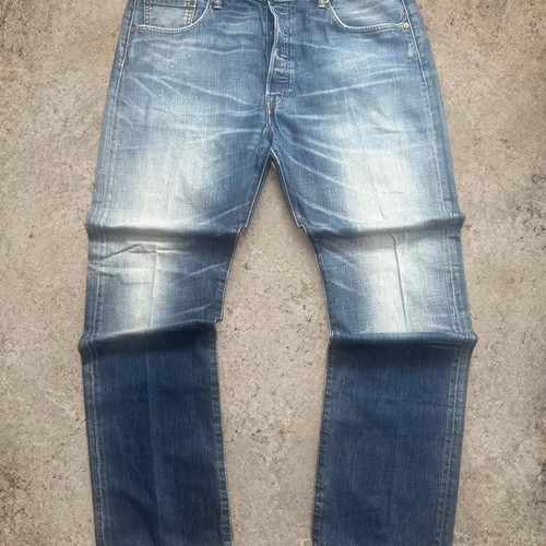 Levi blue jeans - w38, l32