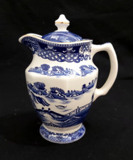 VINTAGE 1995 WADE RINGTONS MINIATURE MALING JUG WITH BOX IN VERY GOOD CONDITION