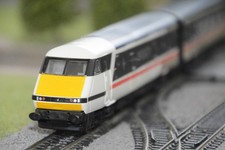 Hornby Class 82 DVT for