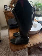Celeris Black Dressage Boots Patent Size 5 
