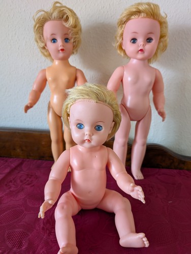 Vintage plastic 70s dolls - dolls, very