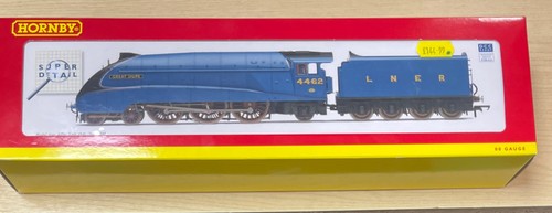 Hornby r3131 lner great - hornby,