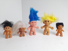 5 Trolls, No Clothing, Mixture
