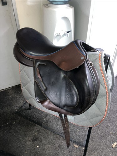 Childeric jump saddle 2cc cfap - jump,