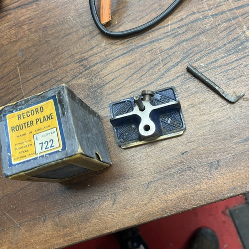 Record 722 router - router, plane