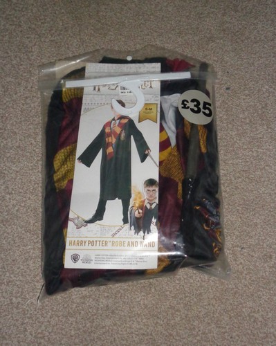 Harry potter gryffindor robe - harry,