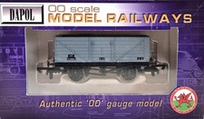 Dapol B568 BR 7 Plank Open Wagon P238864 in BR Grey Livery (BW)
